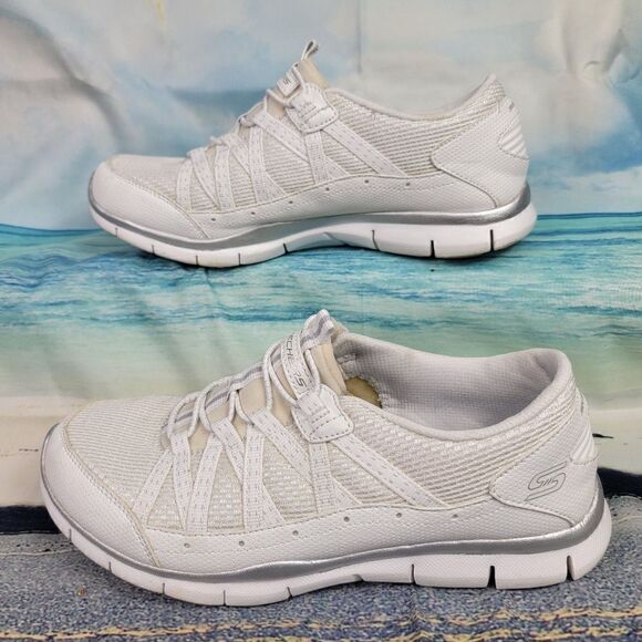 SKECHERS | White Sneakers for Women - Picture 4 of 8